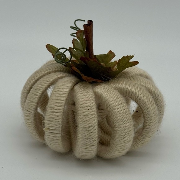 Rustic Yarn Wrapped Pumpkin Decor Fall Decorations Autumn Halloween Tan New - Picture 1 of 5